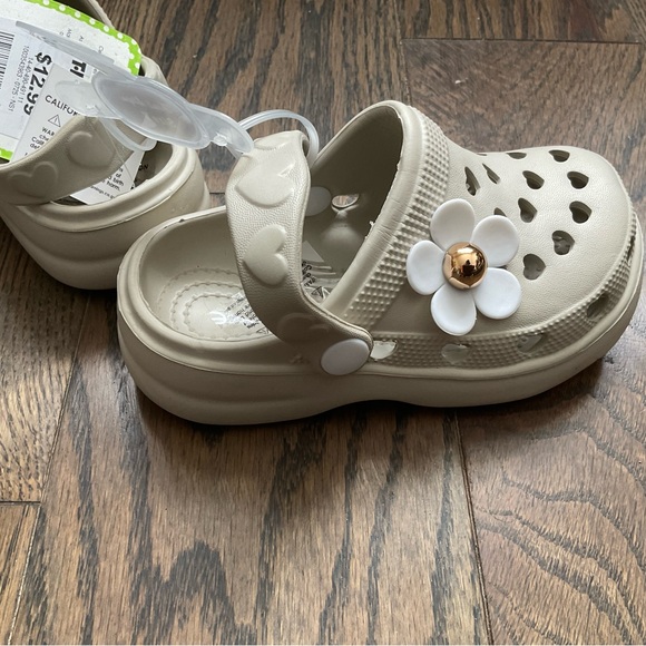 Kid’s Garden Clogs (7) - Picture 13 of 13